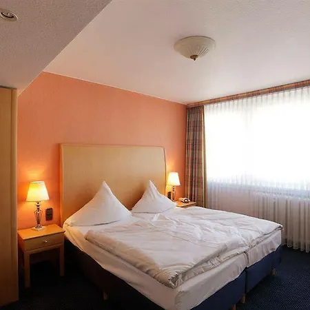 Cityhotel Thueringer Hof New Classic Otel 3*