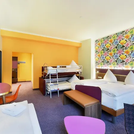 Cityhotel Thueringer Hof New Classic - Self Check-in Отель